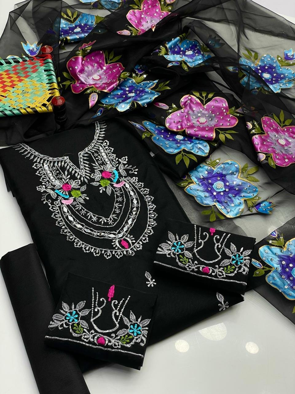 Fancy Wedding 3-Piece Dress with Organza Mirror & Tilla Work - Image 11