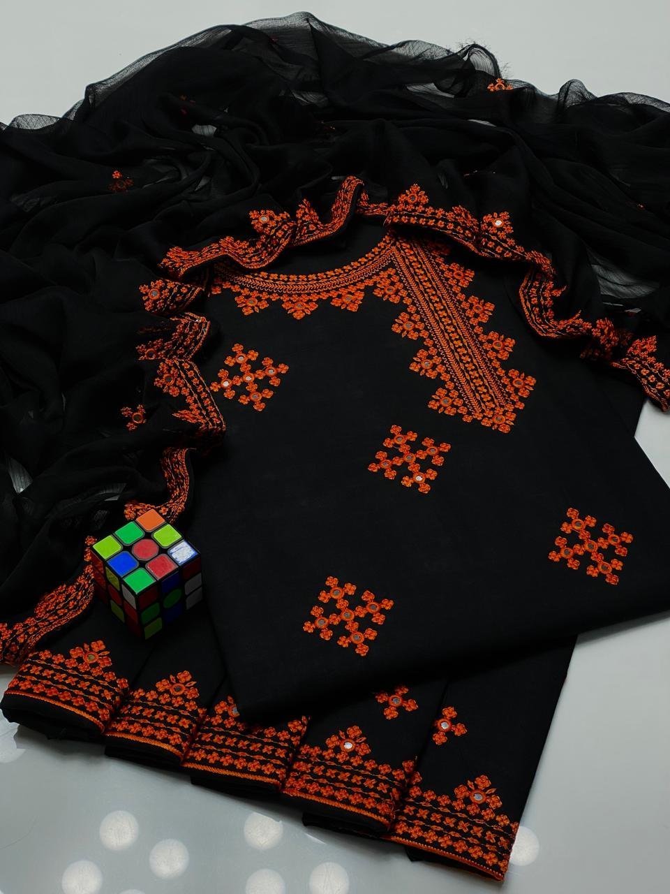 Anarkha Style Heavy Embroidered Lawn Cotton 3PC Suit - Image 11