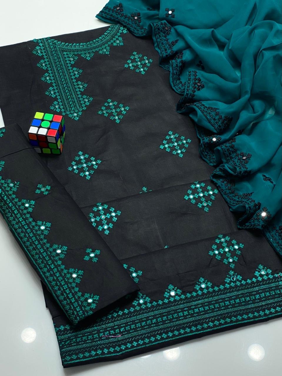 Anarkha Style Heavy Embroidered Lawn Cotton 3PC Suit - Image 12