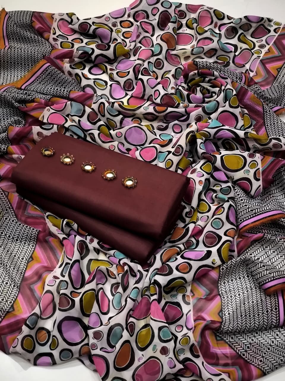 Chiffon Digital Printed Dupatta with Kattan Silk 3PC Suit - Image 2